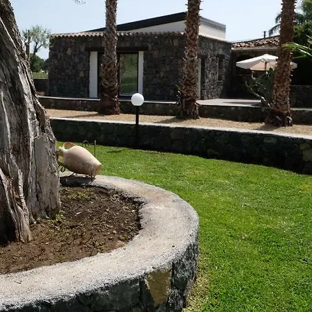 Homes Borgo Papardo * Giarre