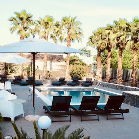 Homes Borgo Papardo * Giarre