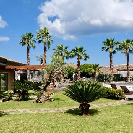 Homes Borgo Papardo Appartement