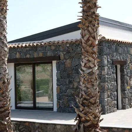 Homes Borgo Papardo ジャッレ