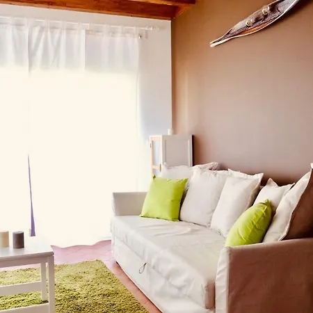 Homes Borgo Papardo アパート